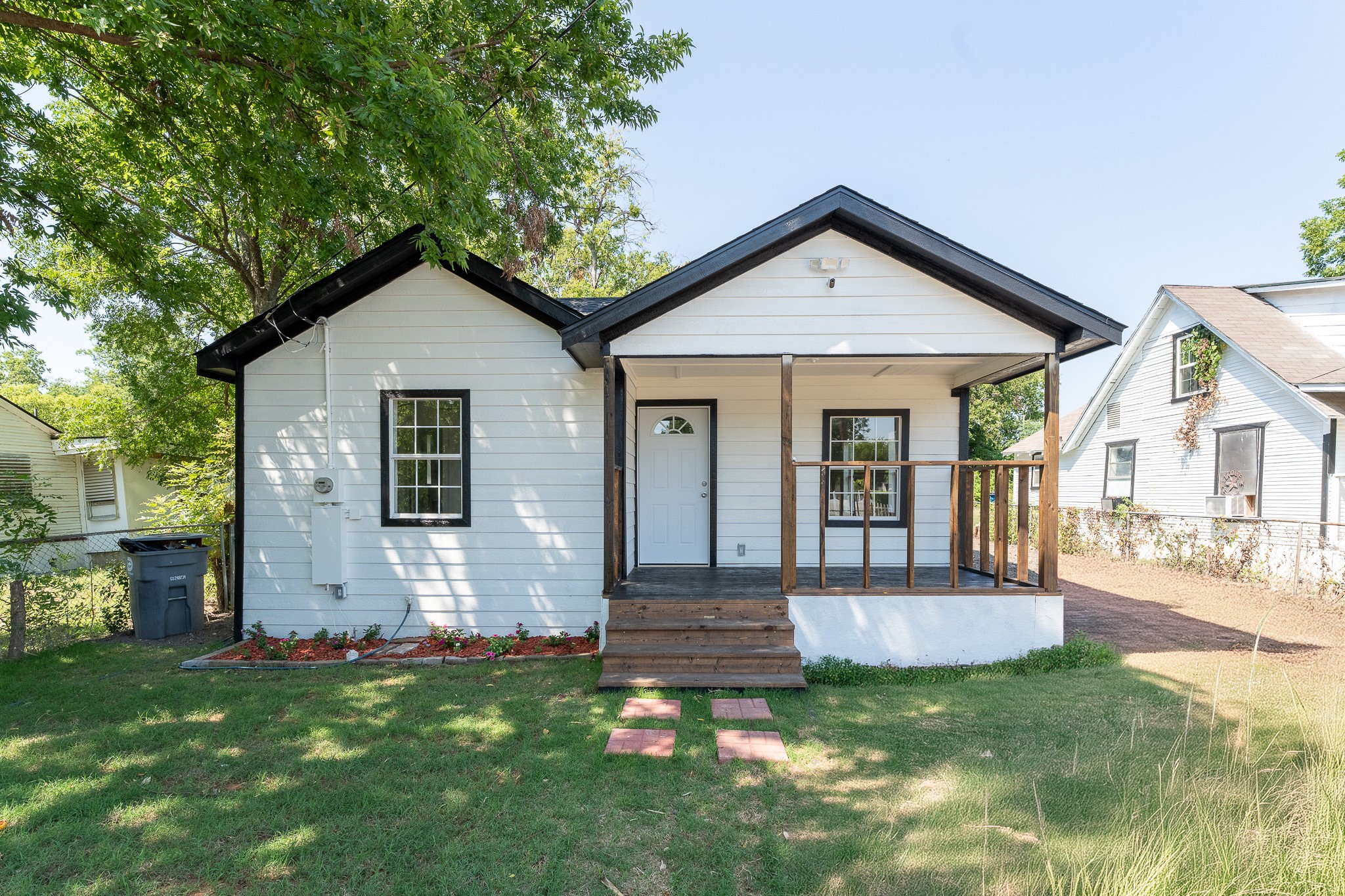 3827 Sonora Avenue Dallas TX 75216
