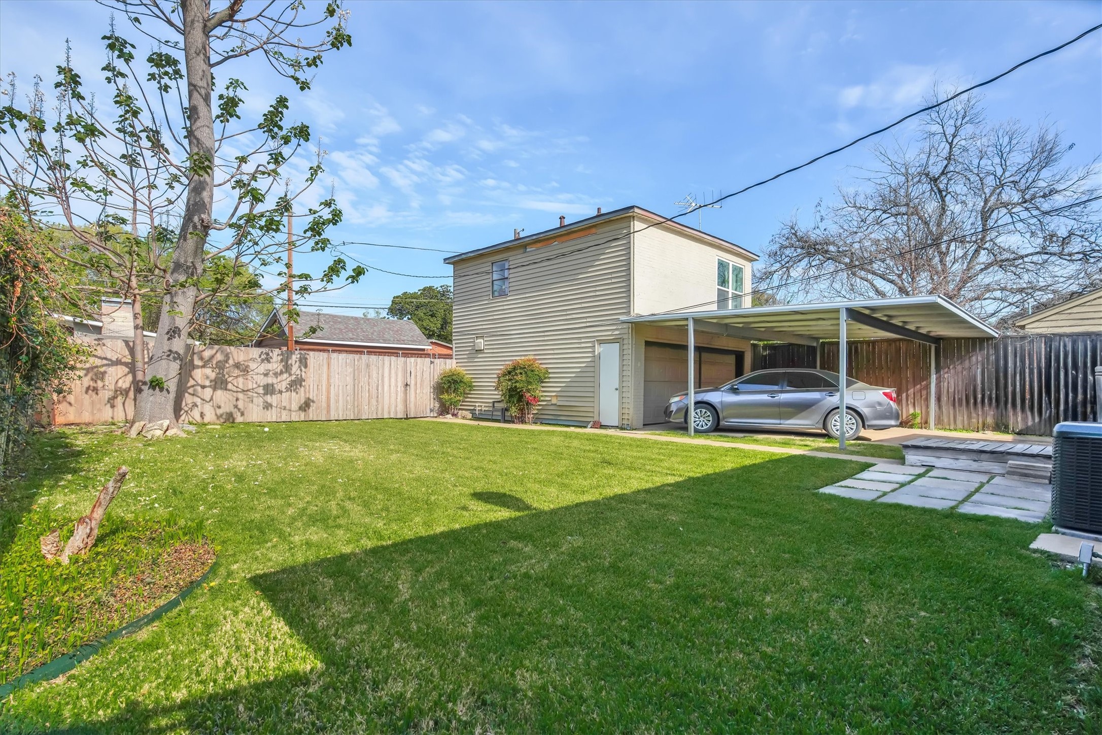 10203 Northlake Drive Dallas TX 75218