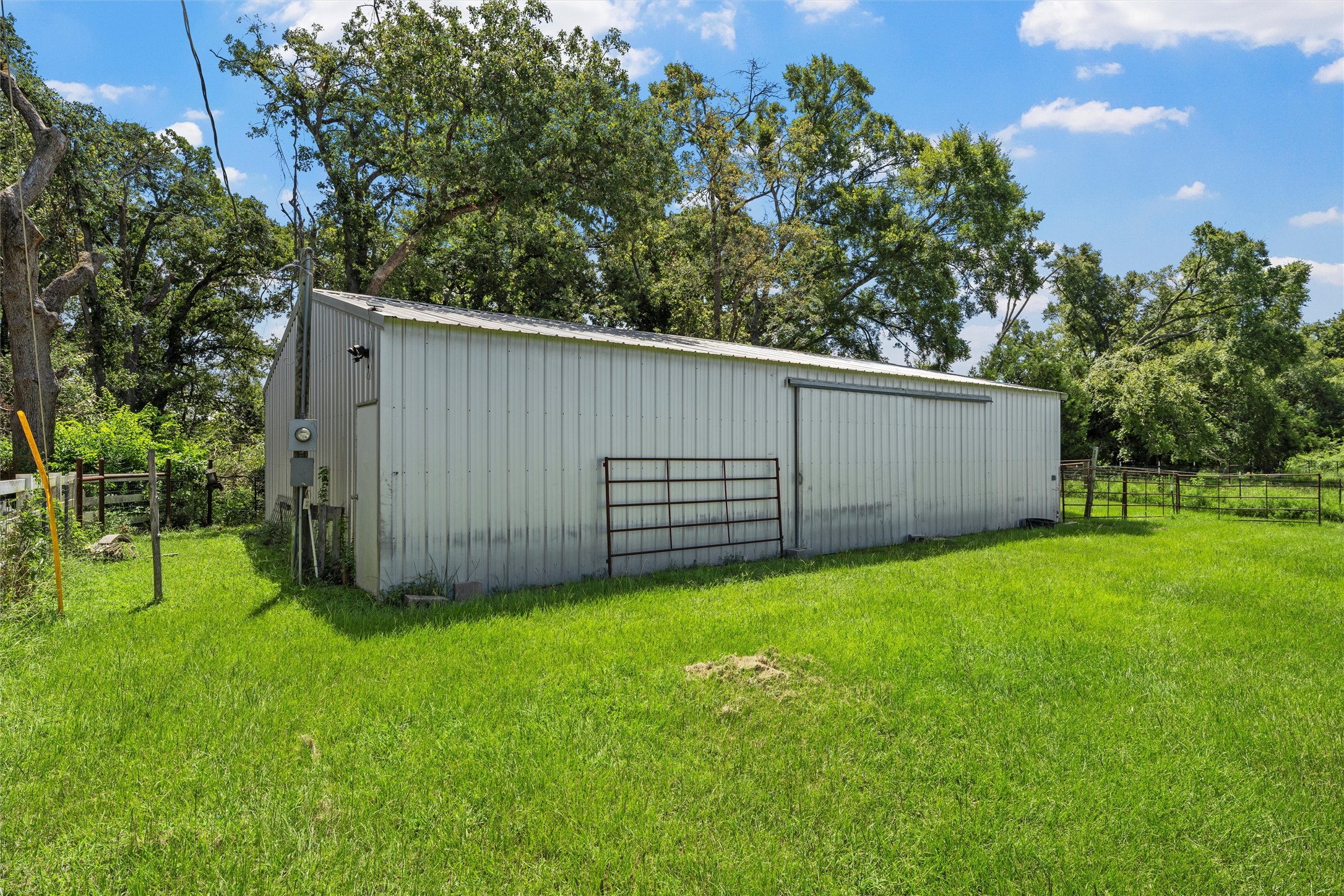 671 Lcr 516 Mexia TX 76667
