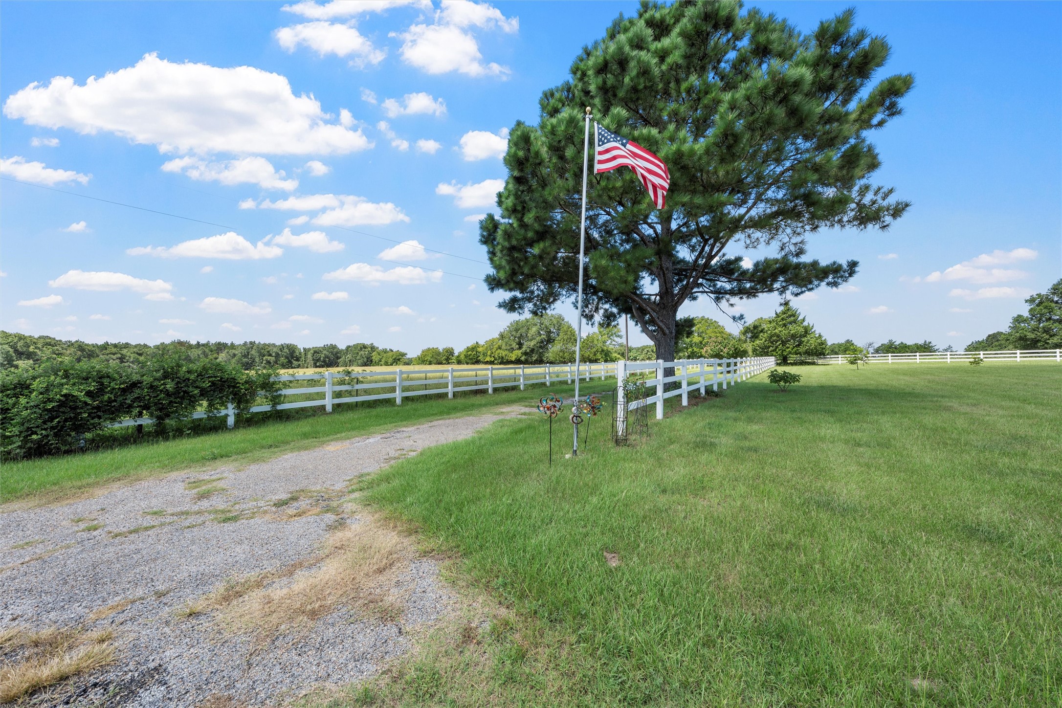 671 Lcr 516 Mexia TX 76667