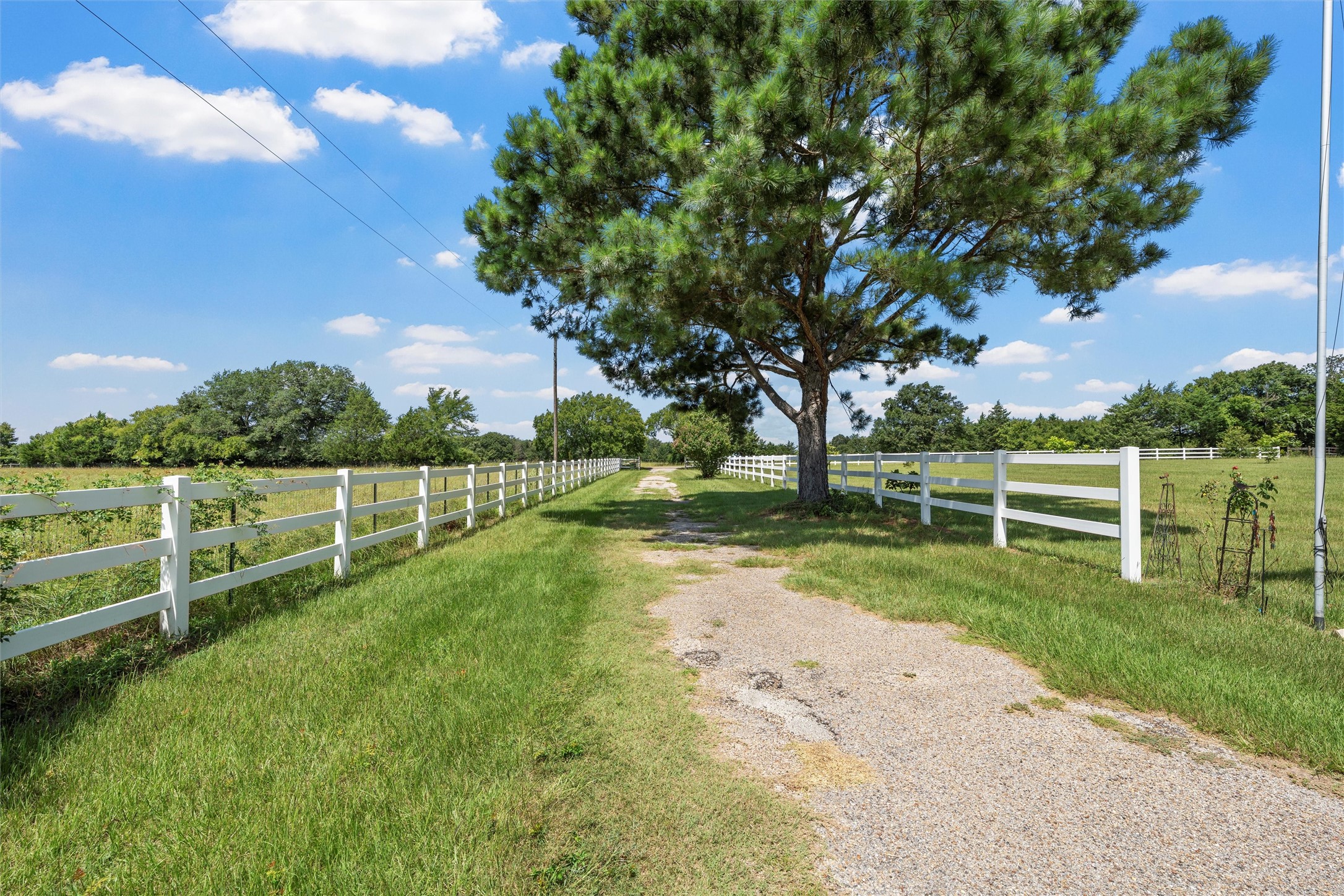 671 Lcr 516 Mexia TX 76667
