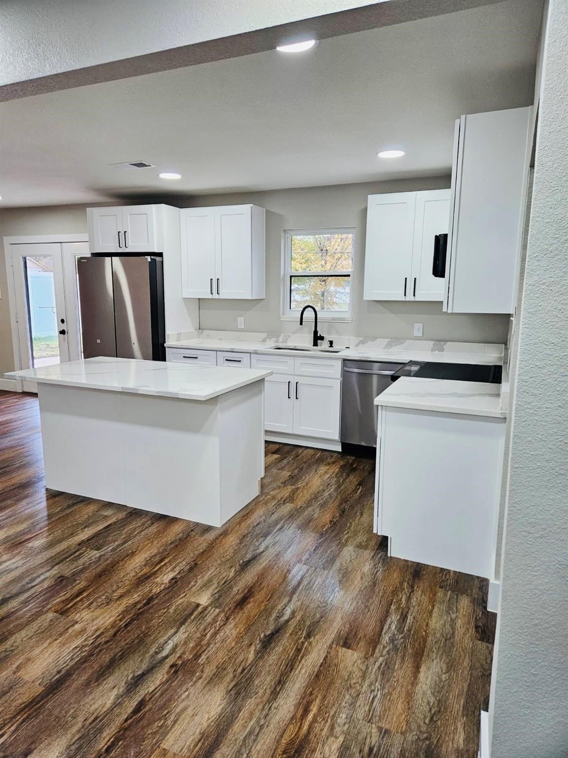 5000 Wyoming Trail North Richland Hills TX 76180