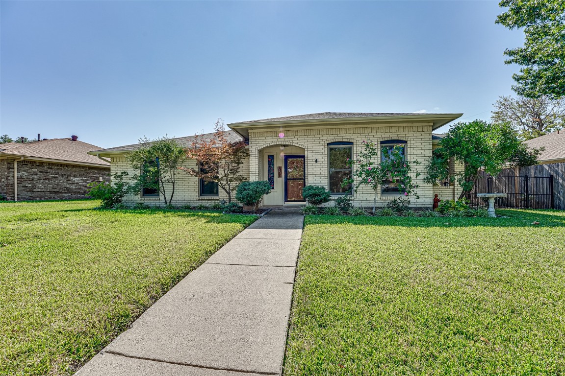 1014 Goldenrod Drive Garland TX 75043
