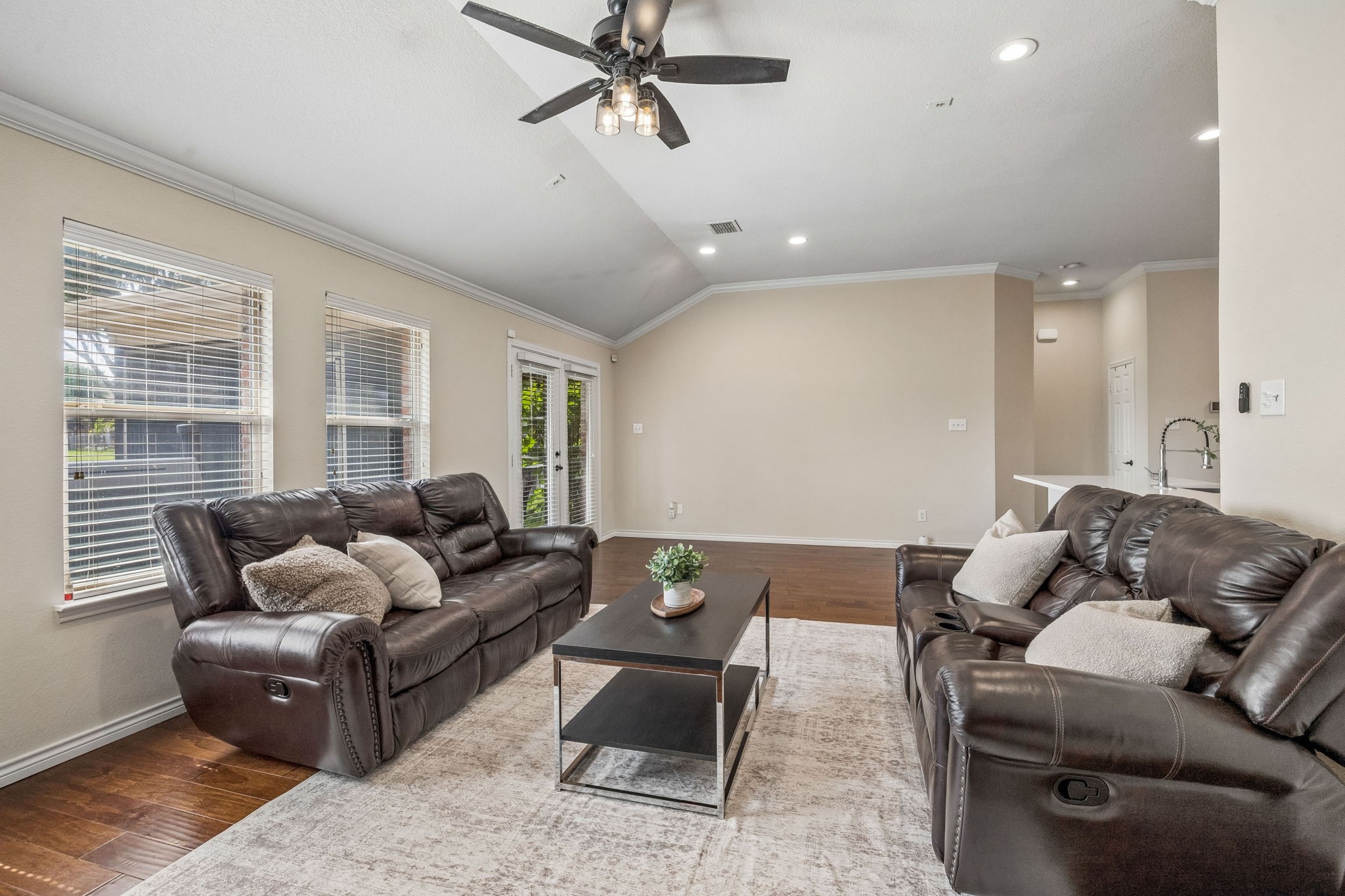 9118 Rainland Court Arlington TX 76002