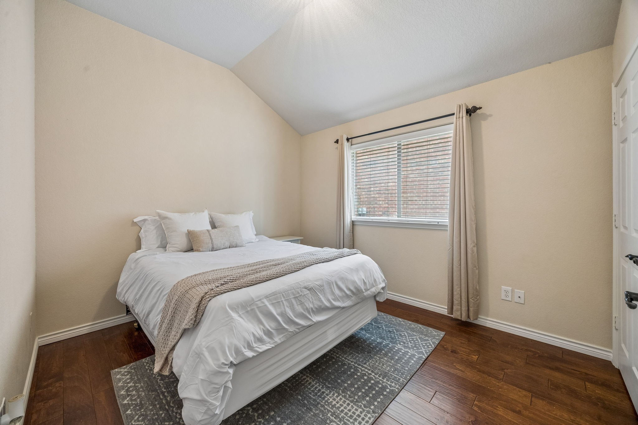 9118 Rainland Court Arlington TX 76002