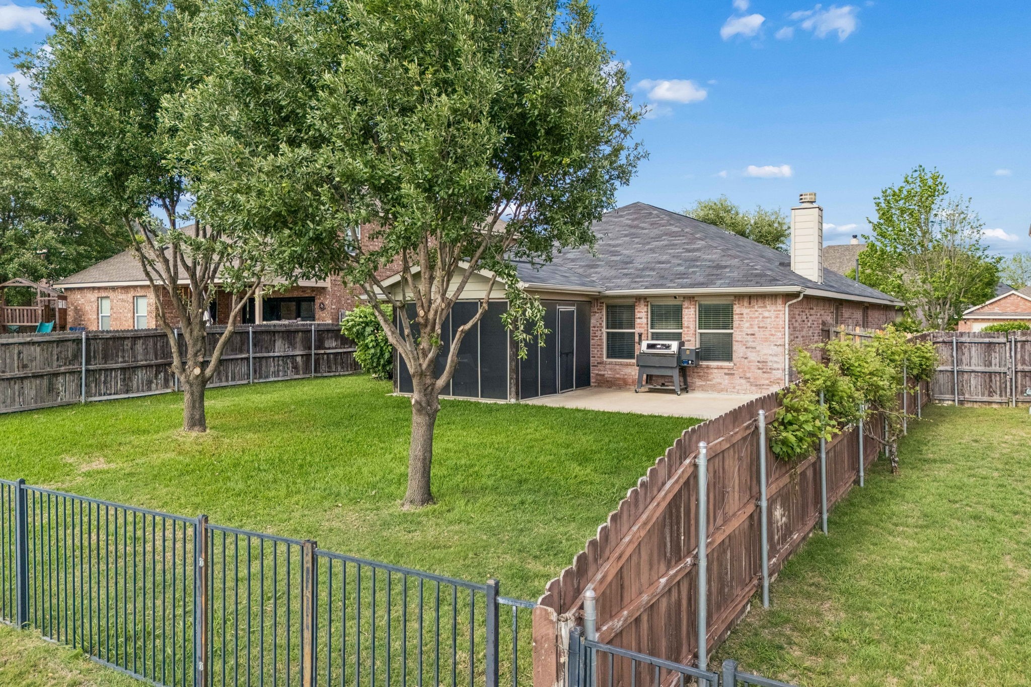9118 Rainland Court Arlington TX 76002