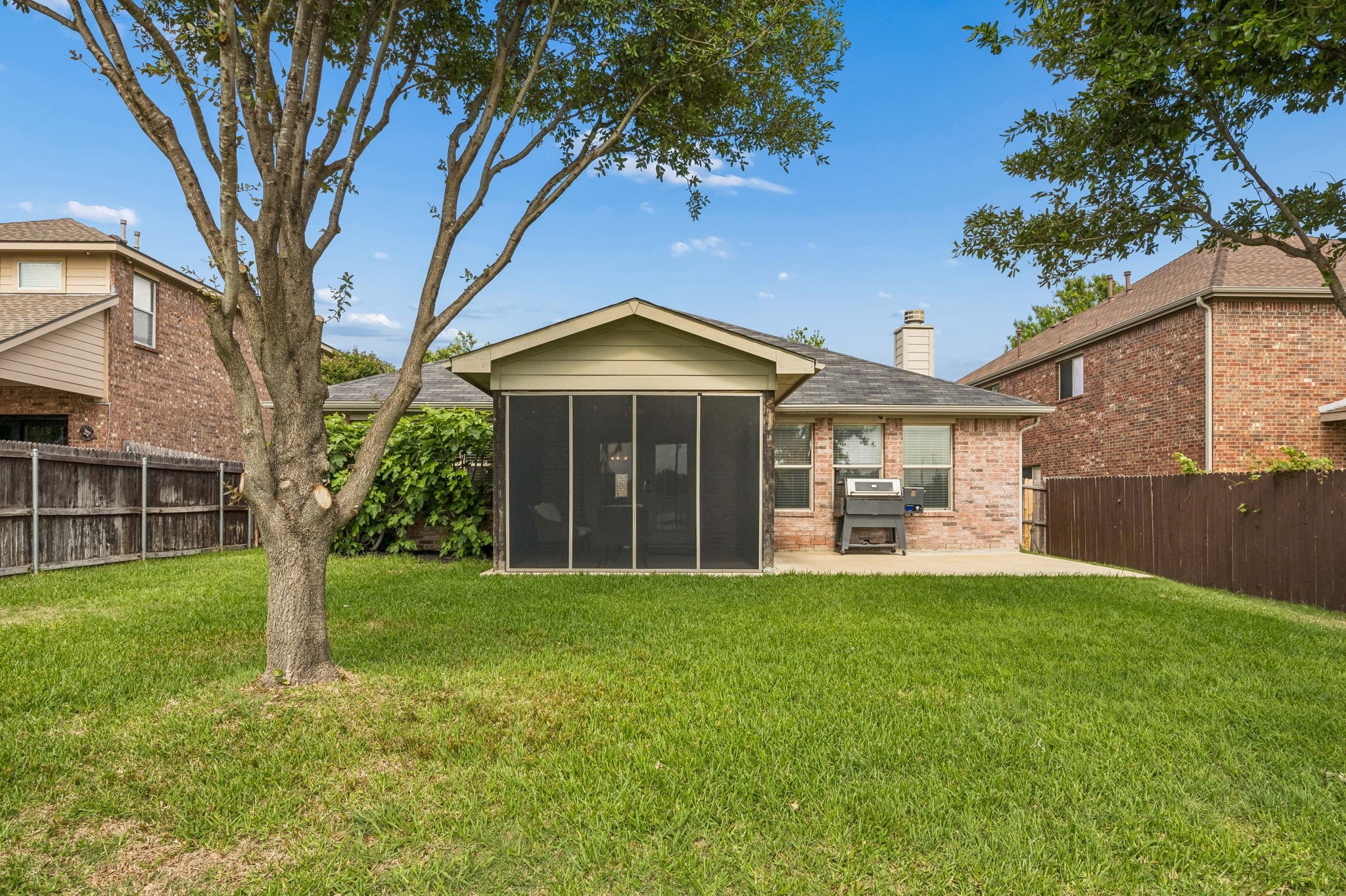 9118 Rainland Court Arlington TX 76002