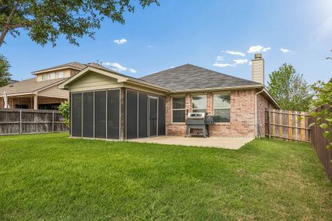 9118 Rainland Court Arlington TX 76002