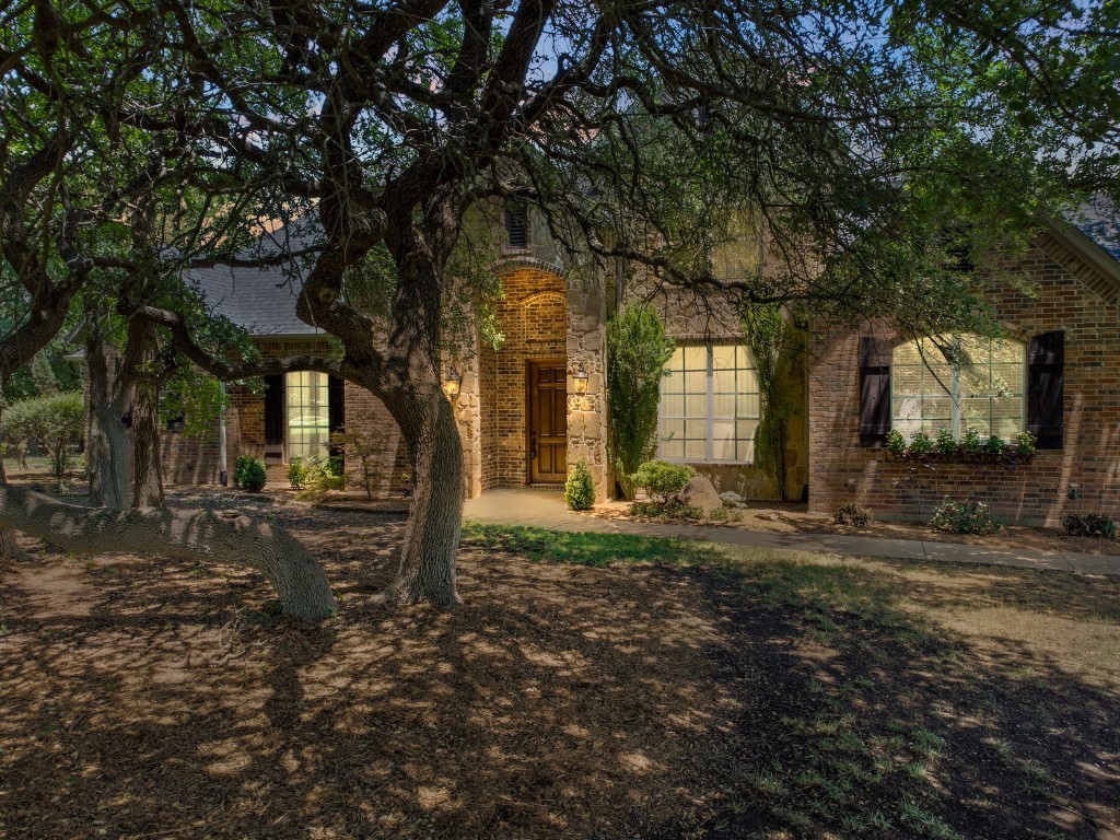 201 N Oakvista Court Aledo TX 76008
