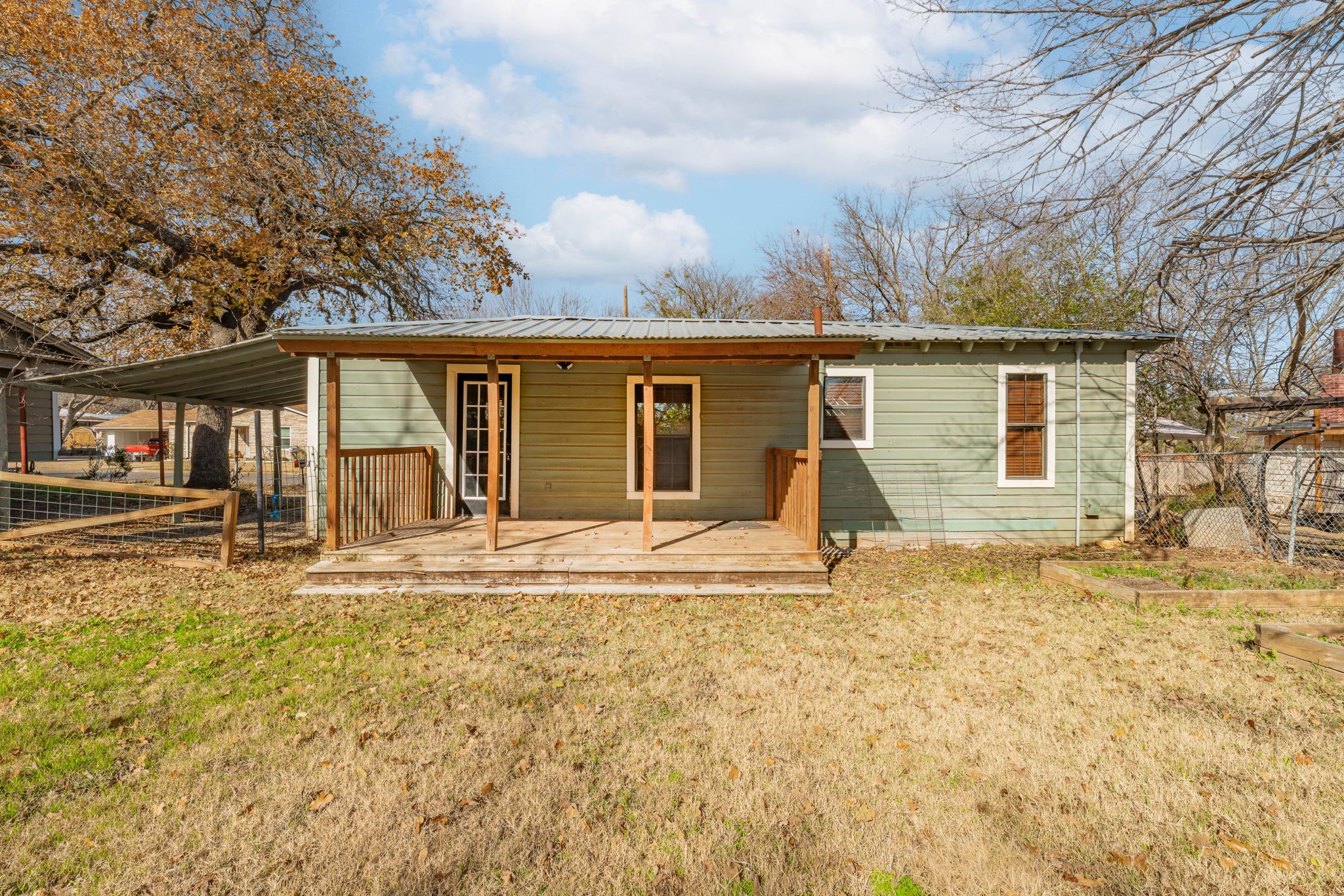 1090 W Elm Street Stephenville TX 76401