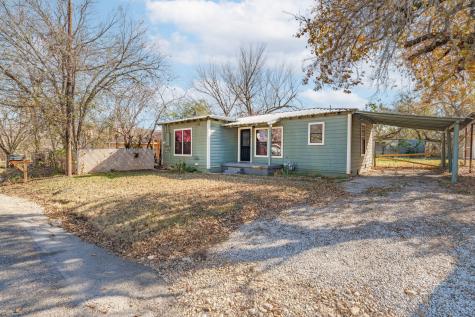 1090 W Elm Street Stephenville TX 76401