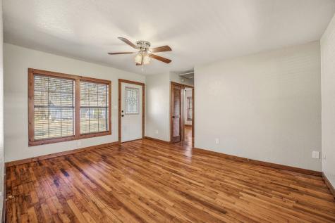 1090 W Elm Street Stephenville TX 76401