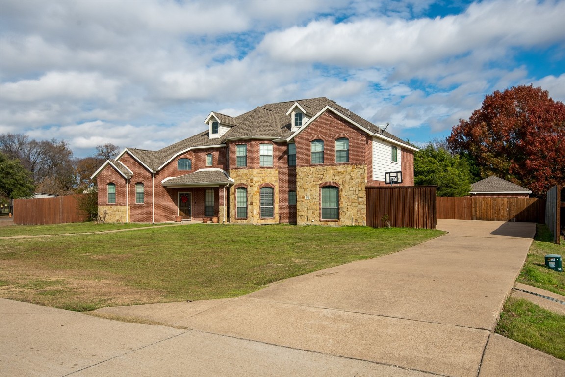 5182 Carlton Parkway Waxahachie TX 75165