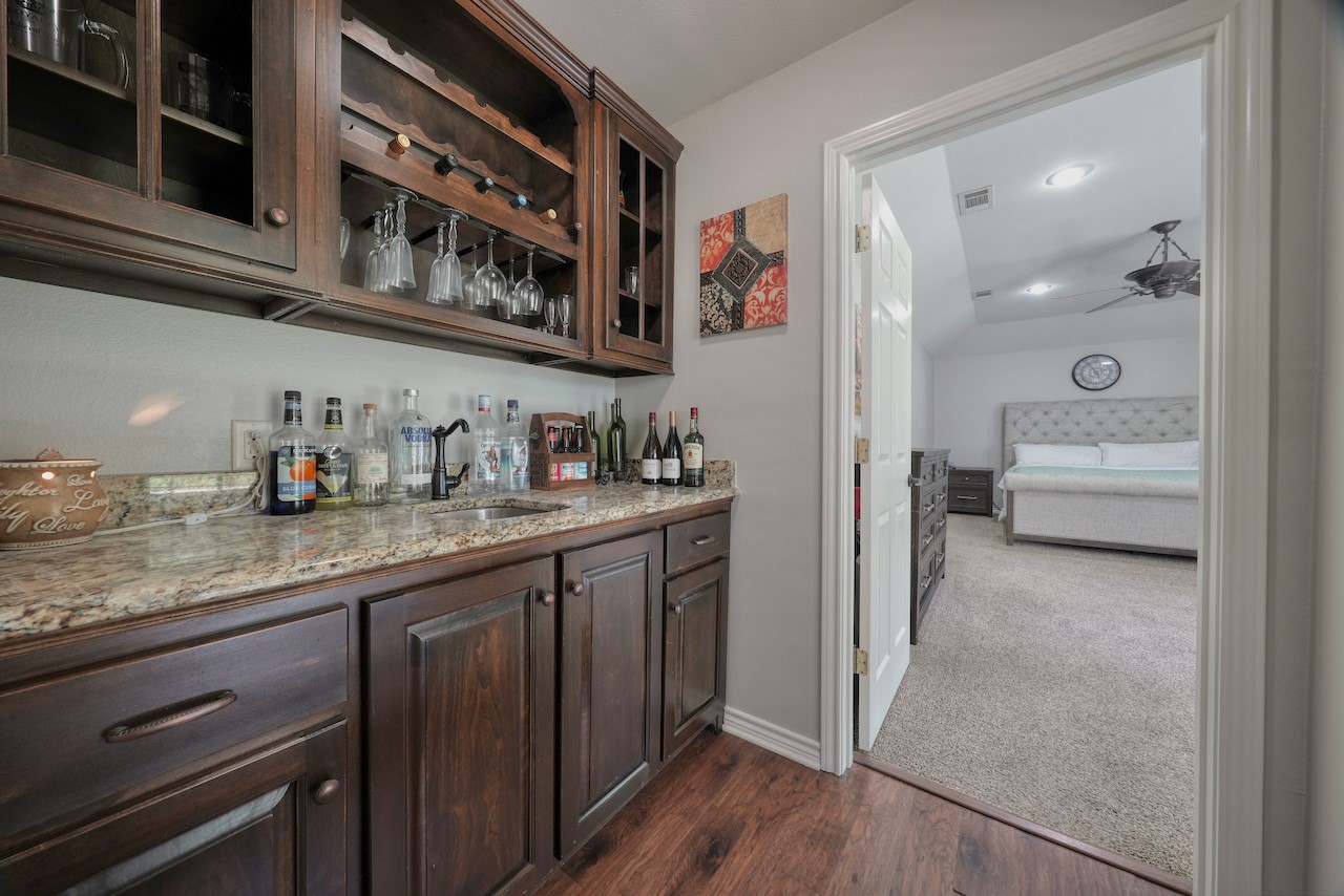 6112 Sutherland Drive Tyler TX 75703