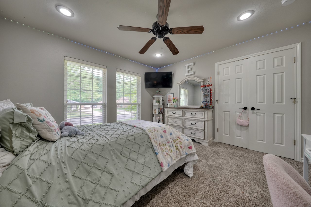 6112 Sutherland Drive Tyler TX 75703