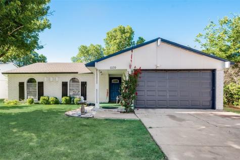 1109 Santa Fe Trail Grand Prairie TX 75052