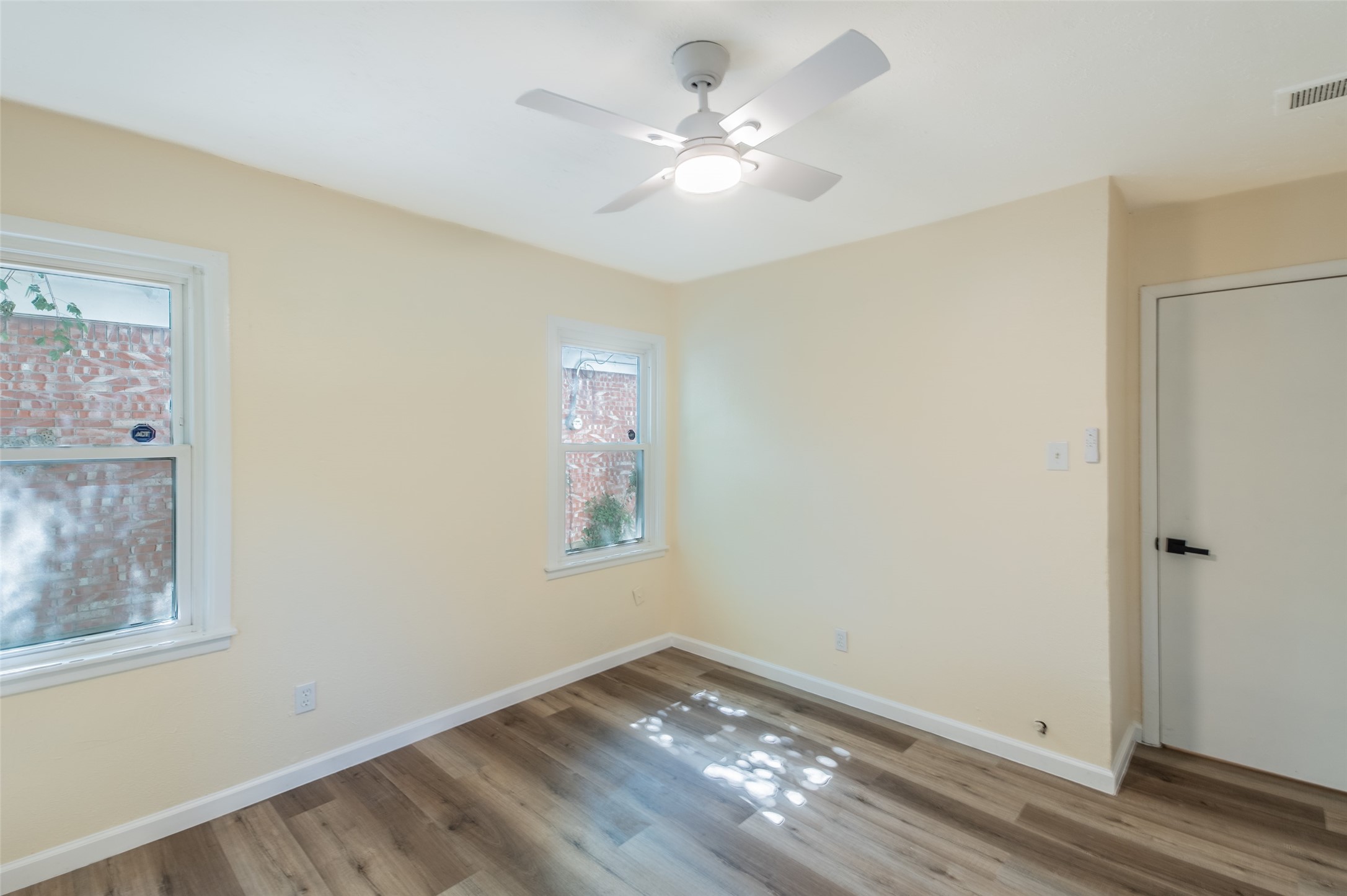 5400 Purington Avenue Fort Worth TX 76112
