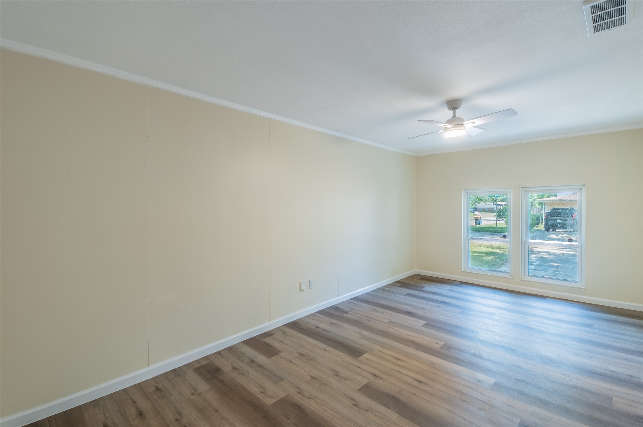 5400 Purington Avenue Fort Worth TX 76112