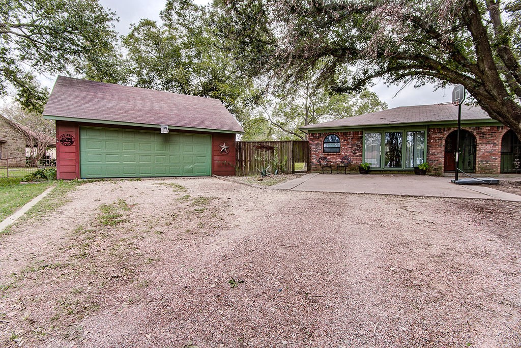 109 Black Jack Lane Burleson TX 76028