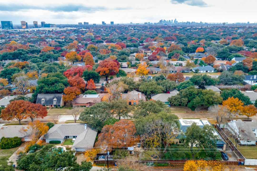 7131 Lakehurst Avenue Dallas TX 75230