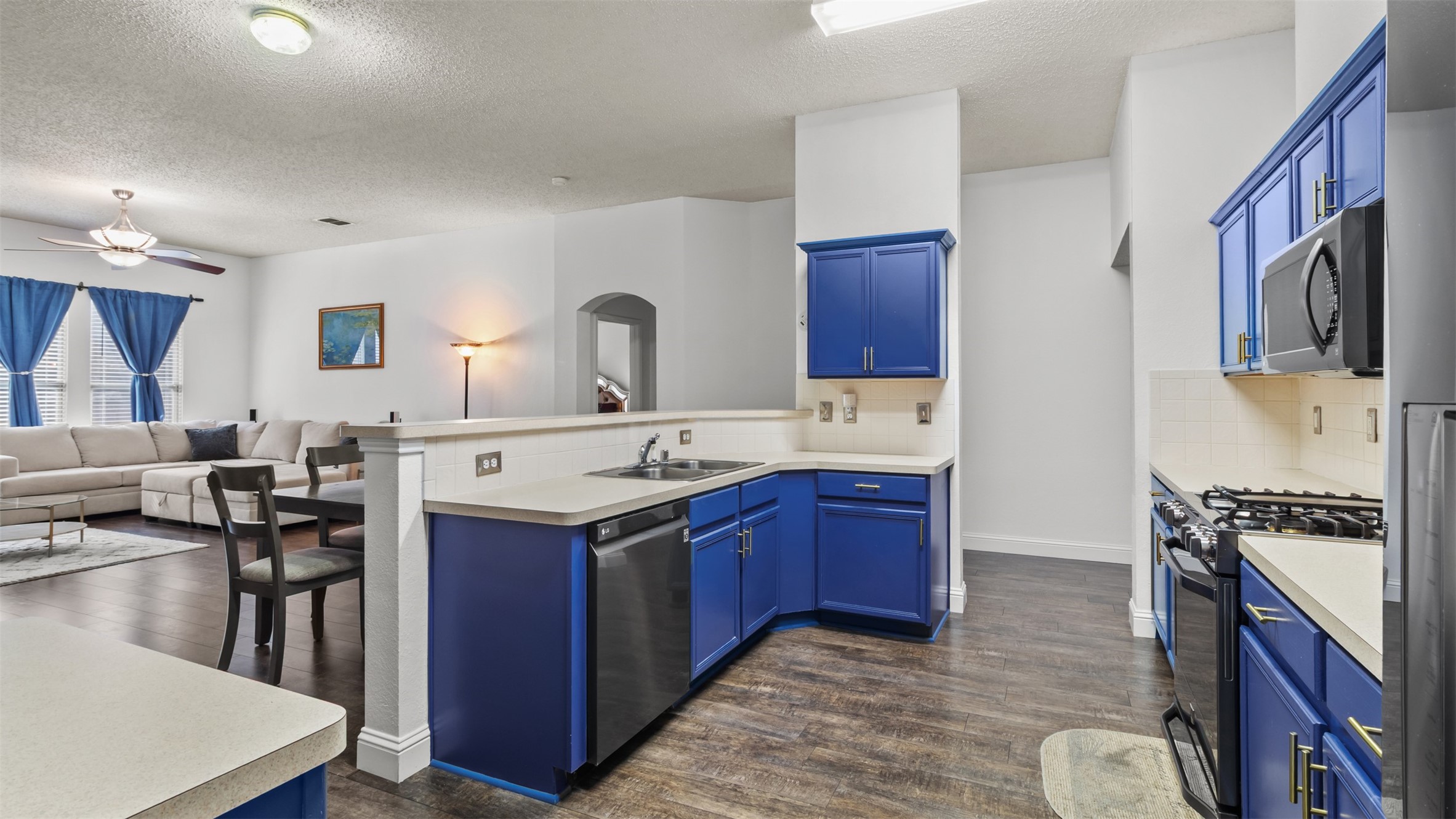 2511 Rio Grande Drive Grand Prairie TX 75052