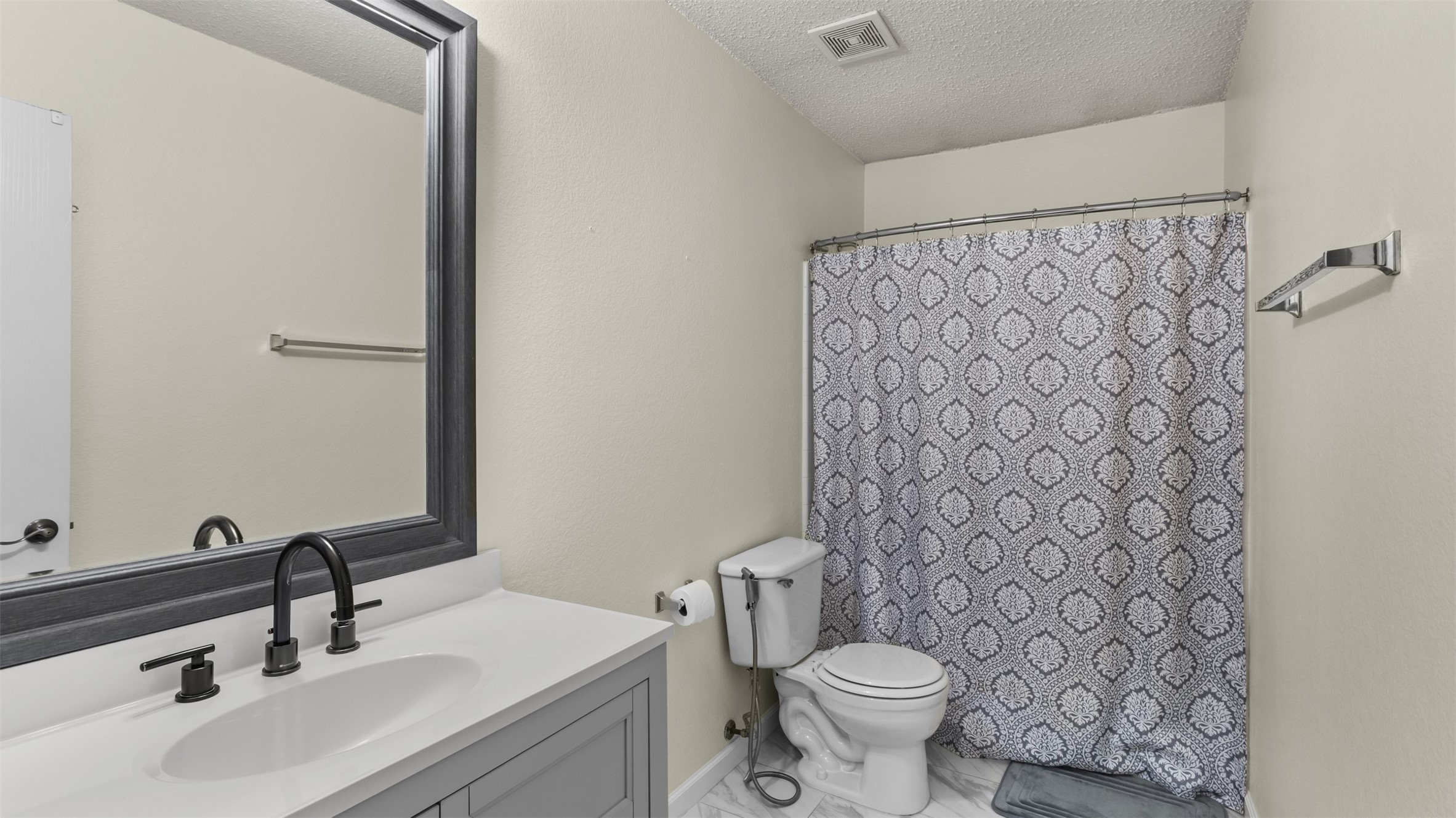 2511 Rio Grande Drive Grand Prairie TX 75052