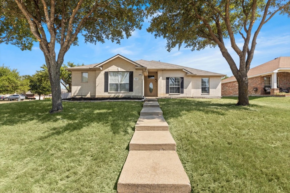 1001 Warrington Way Forney TX 75126