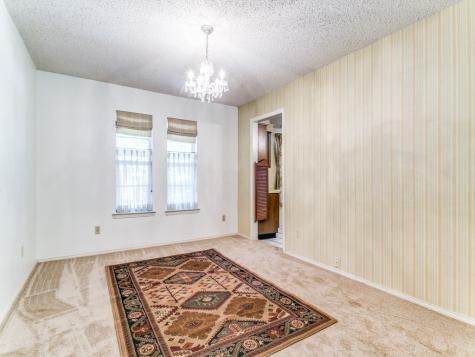 1132 N Irving Heights Drive Irving TX 75061