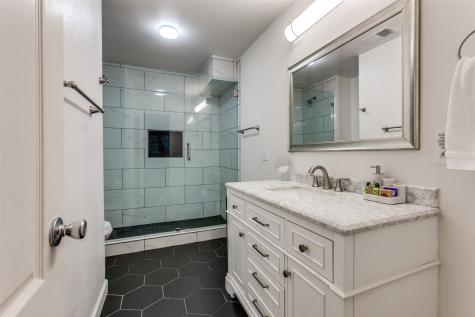 2901 Regal Road Plano TX 75075