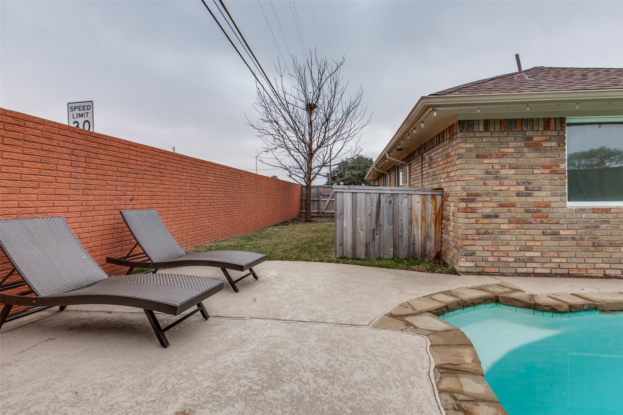 2901 Regal Road Plano TX 75075