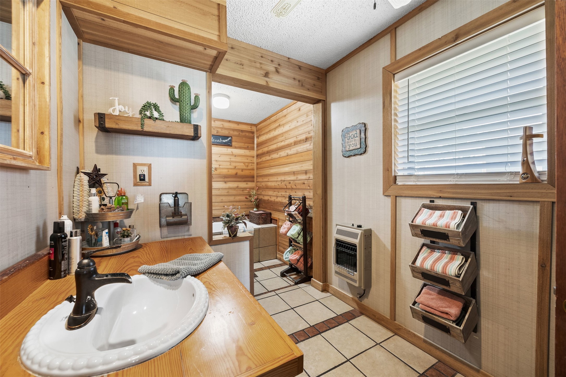 2073 Fm 1182 Ennis TX 75119