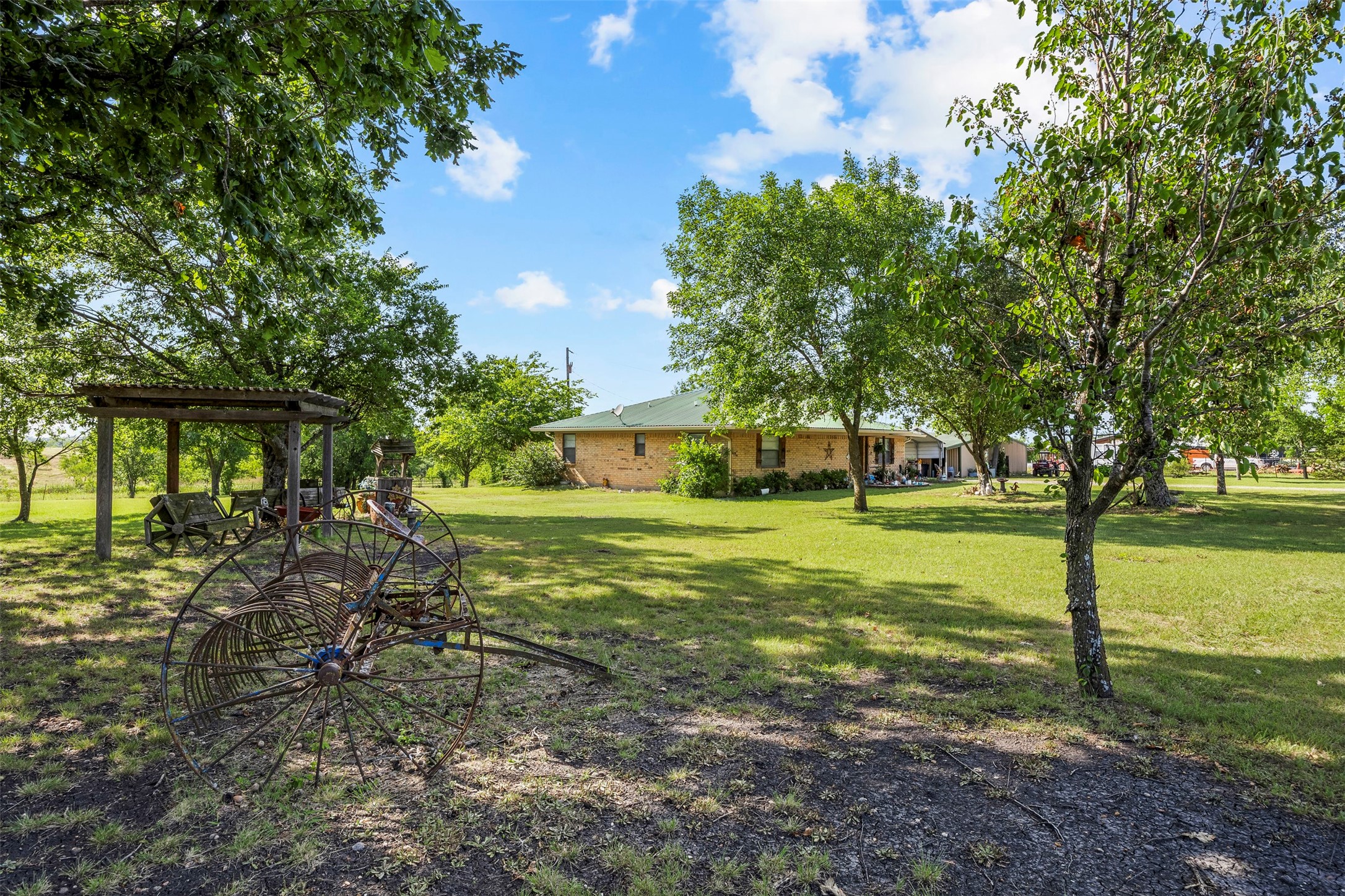 2073 Fm 1182 Ennis TX 75119