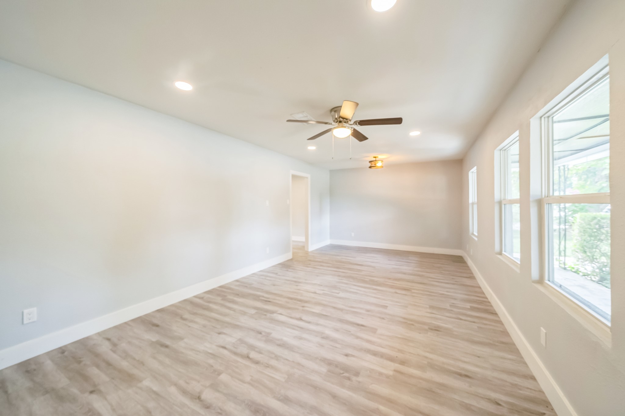 5605 Dennis Avenue Fort Worth TX 76114
