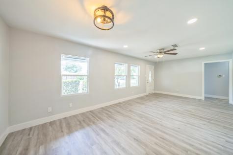 5605 Dennis Avenue Fort Worth TX 76114