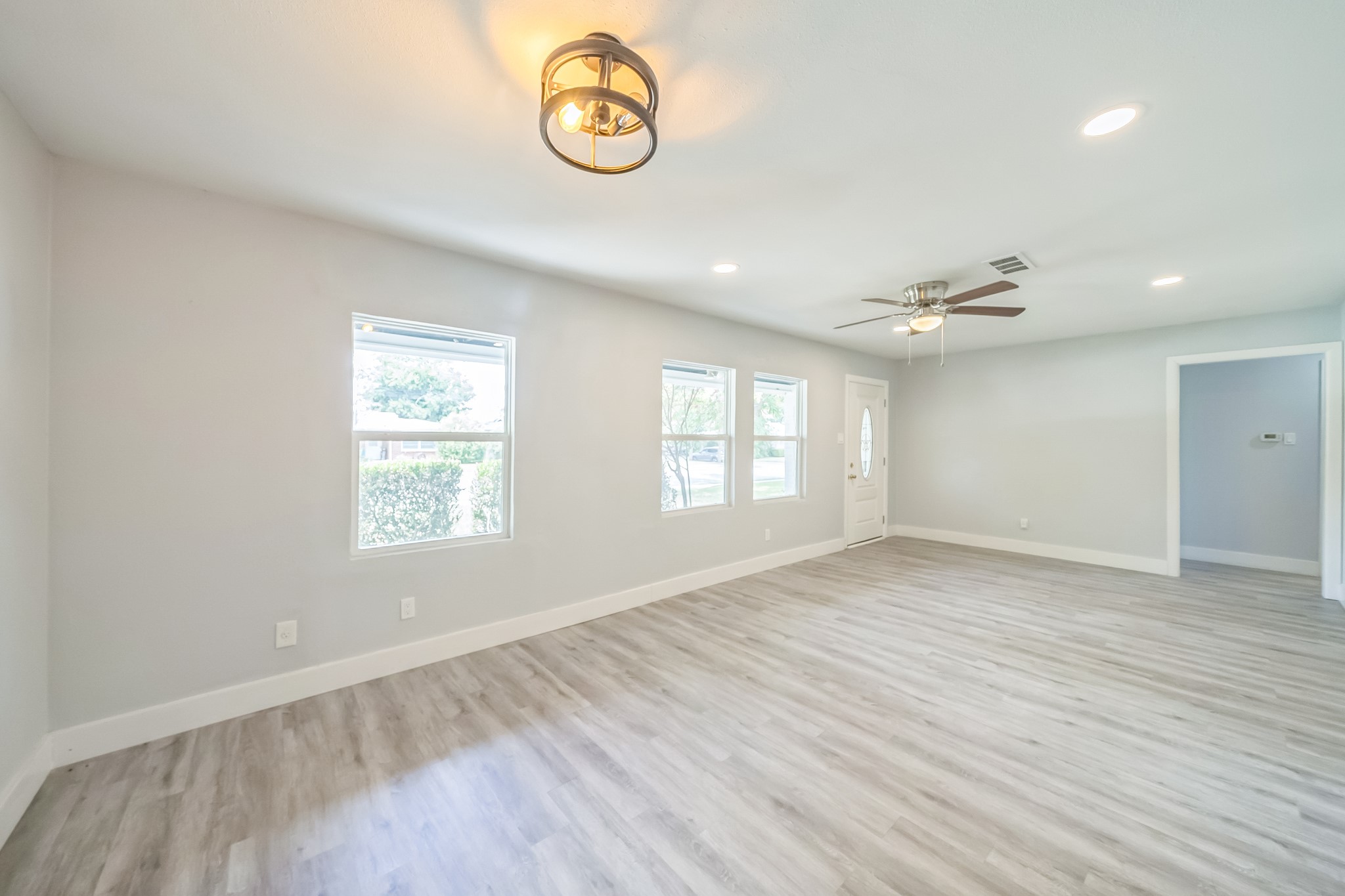 5605 Dennis Avenue Fort Worth TX 76114