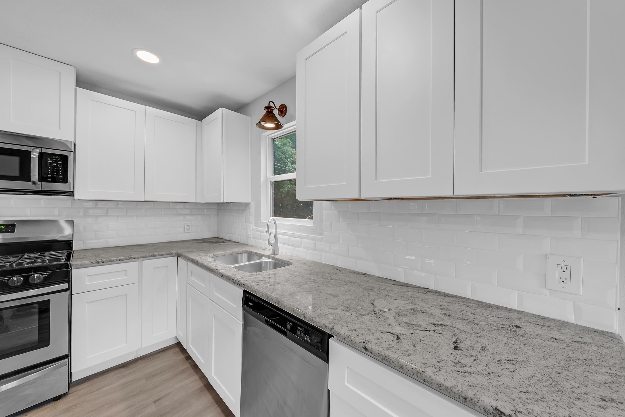 5605 Dennis Avenue Fort Worth TX 76114