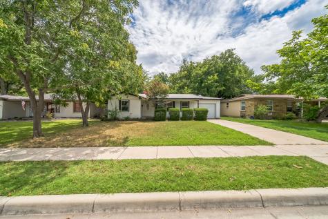 5605 Dennis Avenue Fort Worth TX 76114