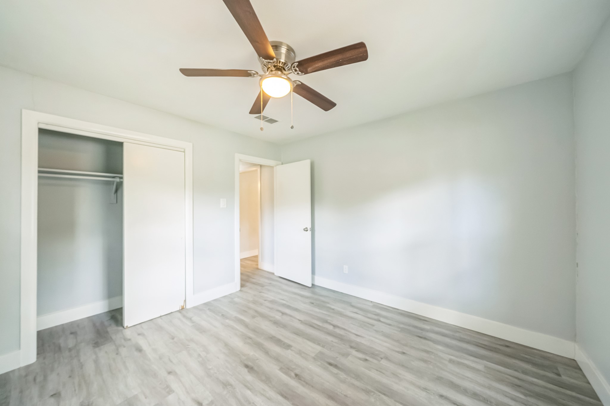 5605 Dennis Avenue Fort Worth TX 76114