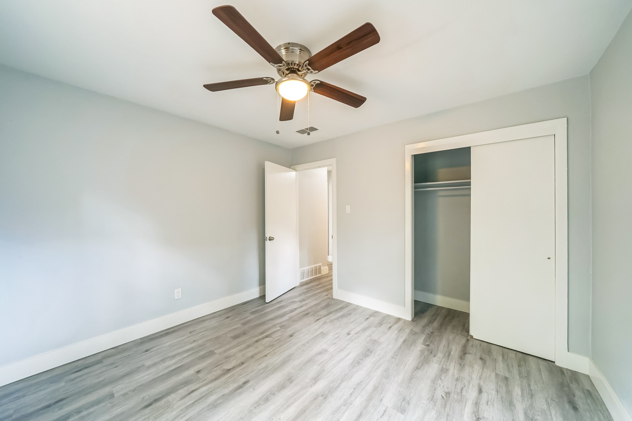 5605 Dennis Avenue Fort Worth TX 76114