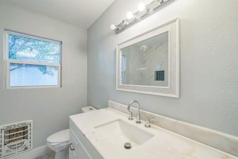 5605 Dennis Avenue Fort Worth TX 76114
