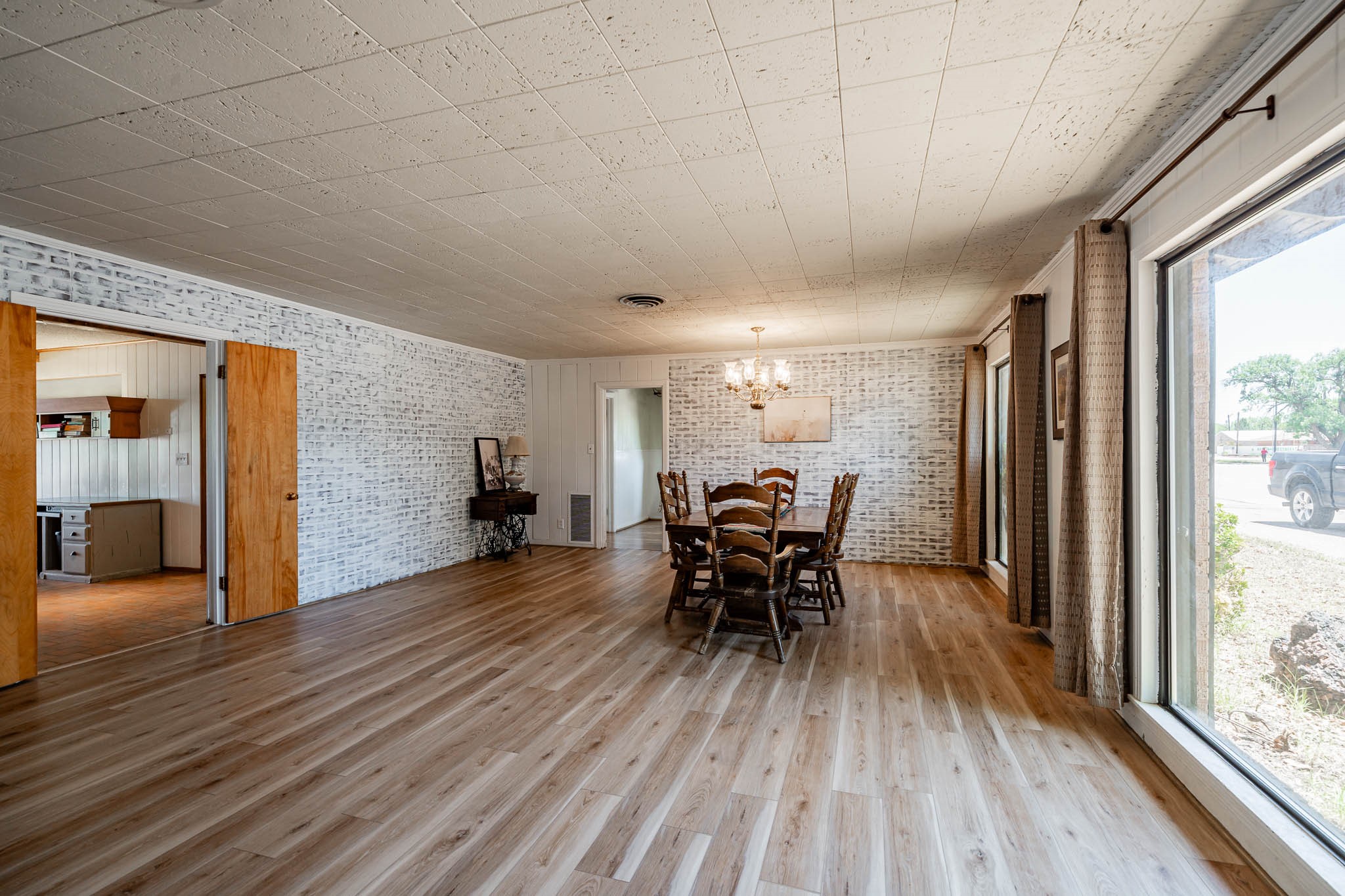 514 W Lake Drive Hamlin TX 79520