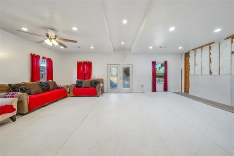 21896 County Road 4072 Kemp TX 75143