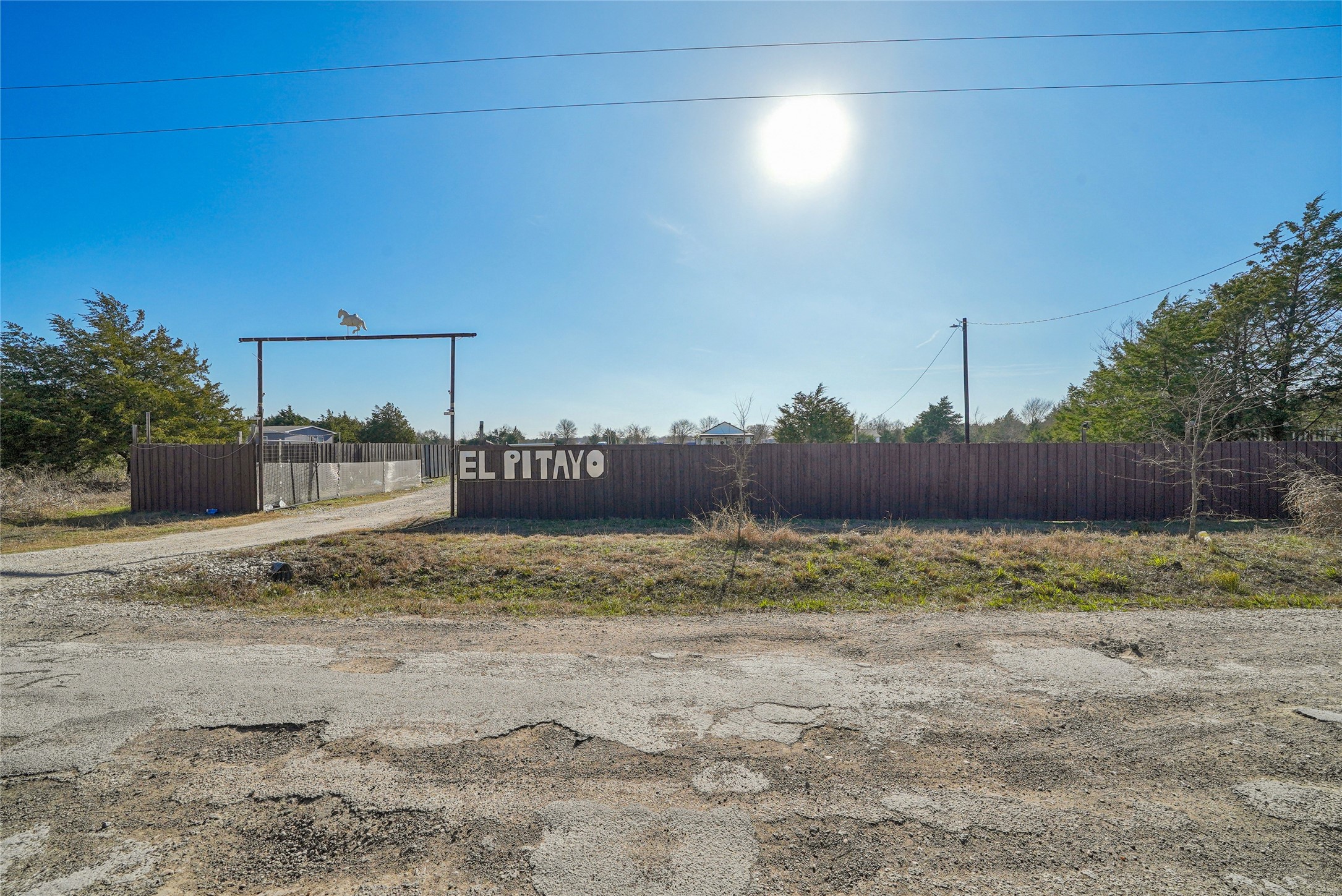 21896 County Road 4072 Kemp TX 75143