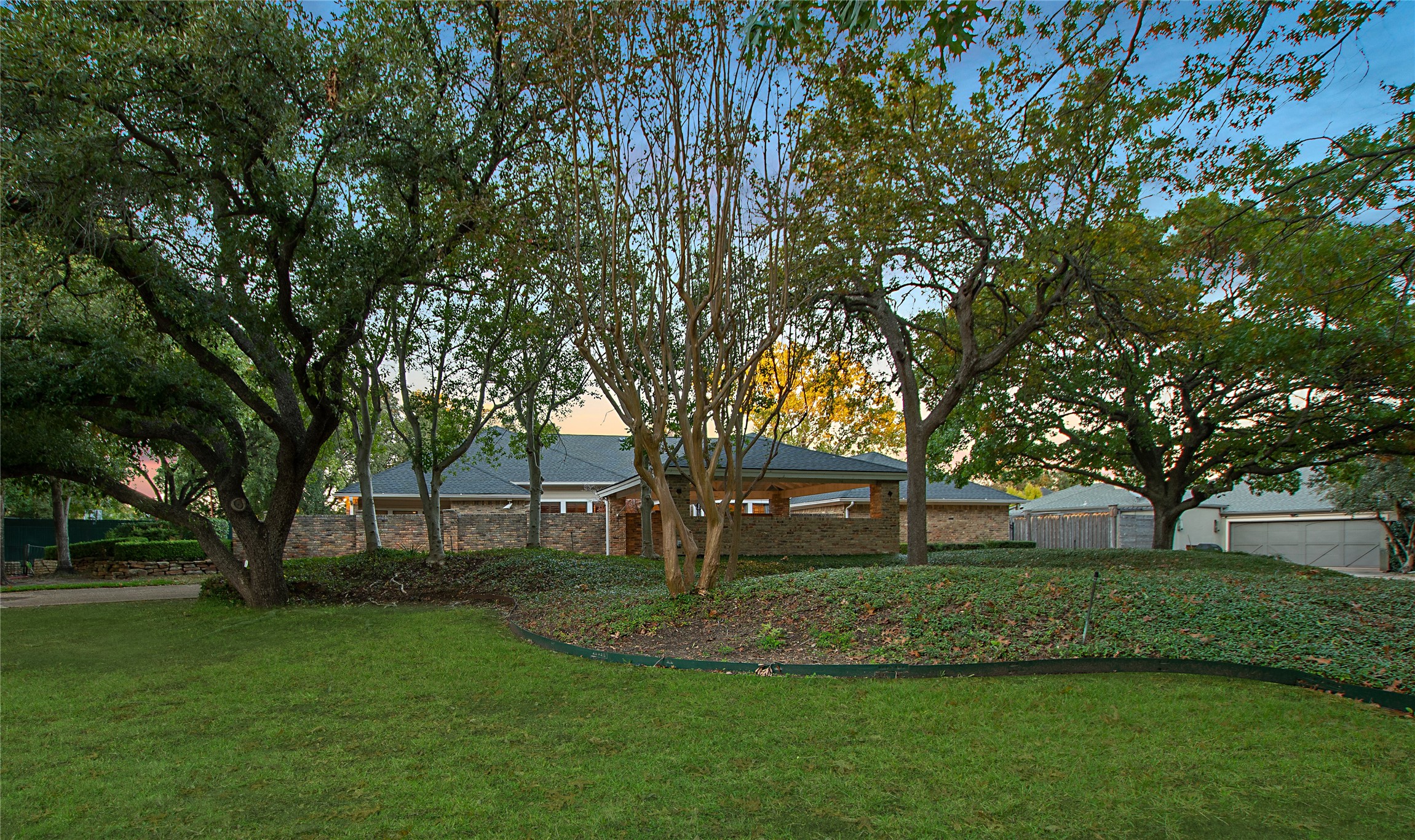 5203 Westgrove Drive Dallas TX 75248