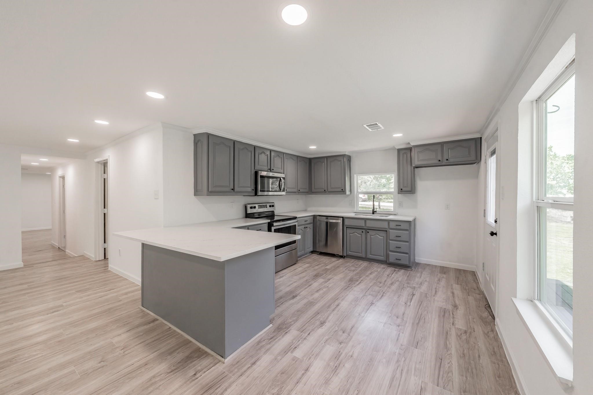 238 Briar Oaks Drive Azle TX 76020