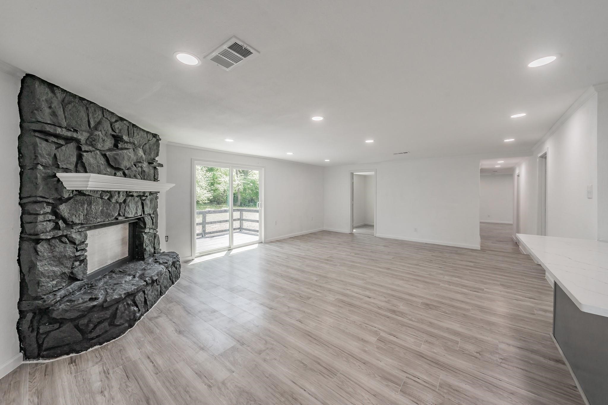 238 Briar Oaks Drive Azle TX 76020