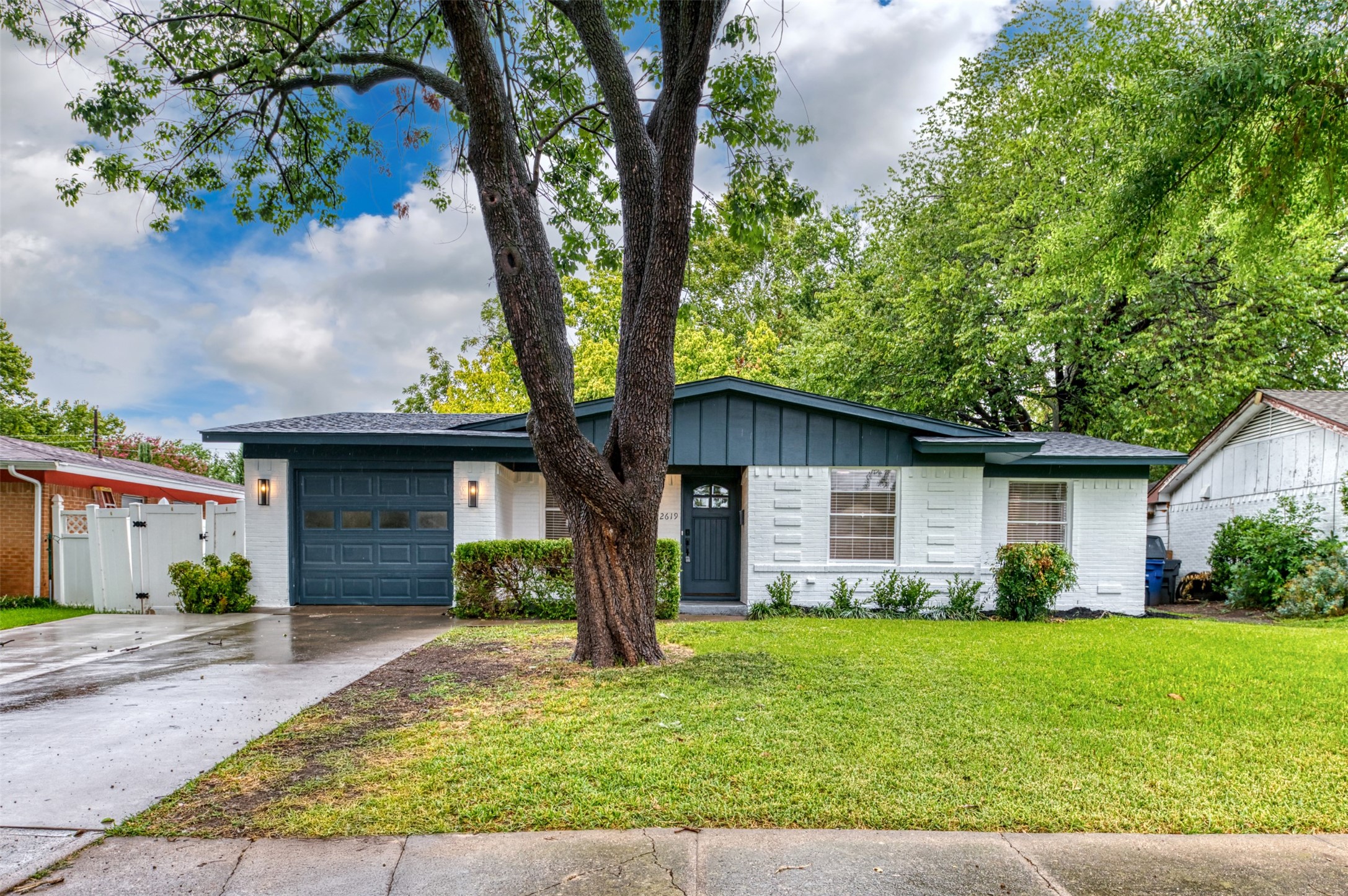 2619 Materhorn Drive Dallas TX 75228