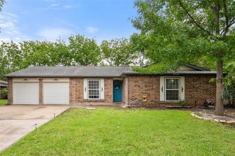 517 Curts Drive Grand Prairie TX 75052
