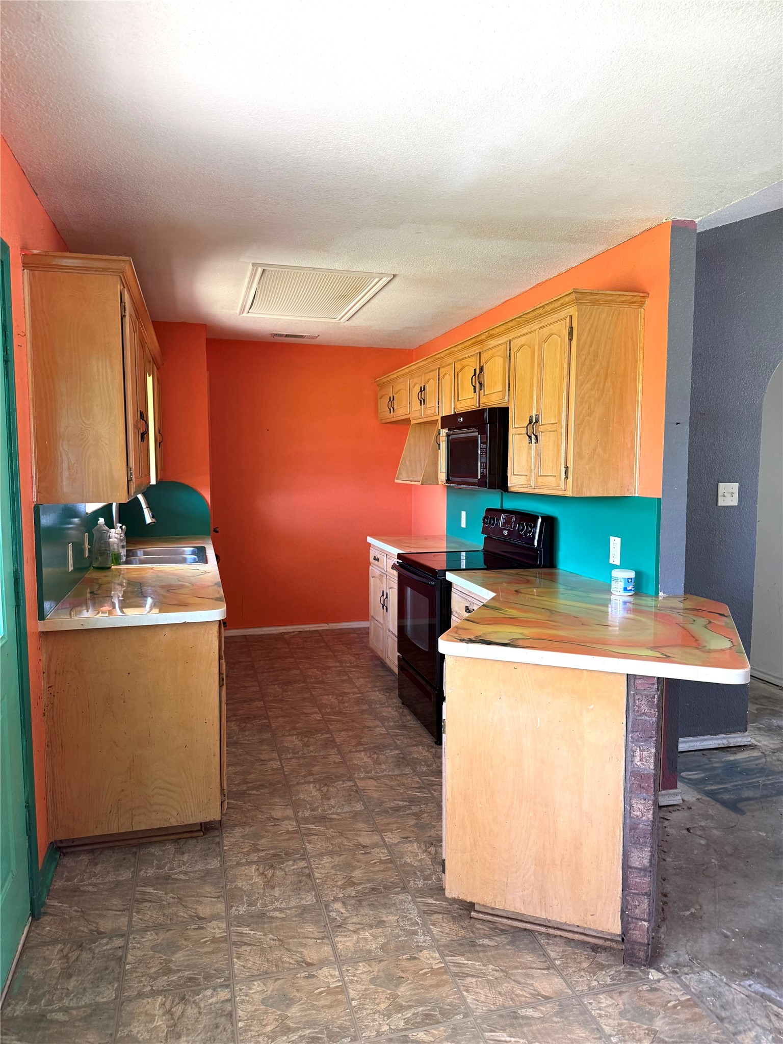 601 Eddy Avenue Joshua TX 76058