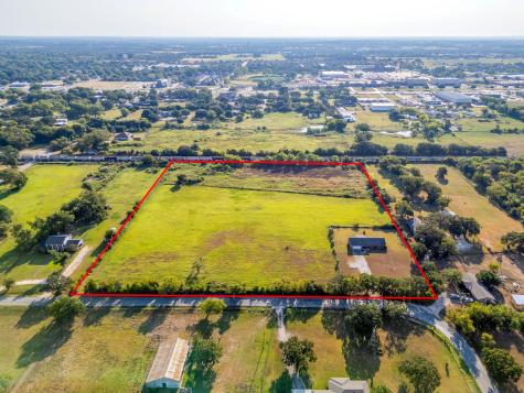601 Eddy Avenue Joshua TX 76058